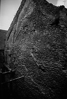 Nördliche Brandwand im Bereich des rückwärtigen Hofgebäudes / Wohn- und Geschäftshaus in 79219 Staufen, Staufen im Breisgau (Stadtarchiv Staufen)