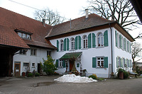Nordseite des ehem. Tanzsaalanbau / Ehem. Gasthof Lamm in 88094 Unterteuringen (21.12.2012 - A. Kuch) Nordseite des ehem. Tanzsaalanbau / Ehem. Gasthof Lamm in 88094 Unterteuringen (21.12.2012 - A. Kuch)