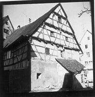 Südgiebel / Wohn- Wirtschaftshaus in 88605 Meßkirch (01.01.1973 - Bildindex Foto Marburg: LAD BW/Tübingen, Microfiche-Scan mi07296e09)
