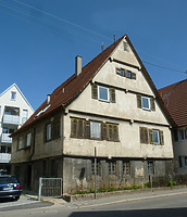 Straßenansicht (Sept. 2013) / Wohnhaus in 70734 Fellbach (02.09.2013 - strebewerk. Stuttgart)