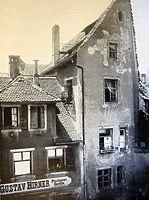 Münzgasse 11 und 13 Anfang des 20. Jh. / Wohnhaus in 78426 Konstanz (14.08.2013 - Konstanzer Häuserbuch: Festschrift zur Jahrhundertfeier der Vereinigung der Stadt Konstanz mit dem Hause Baden, hrsg. von der Stadtgemeinde, Erster Band - Bauwesen und Häuserbau, bearbeitet durch Fritz Hirsch, Heidelberg 1906, S. 184)
