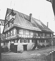 Ansicht gegen SO (um 1955) / Wohnhaus in 88515 Biberach, Biberach an der Riß (Bildindex Foto Marburg: LAD BW/Tübingen, Microfiche-Scan mi04935c01)
