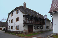 Östliche Traufseite / Kellhof in 88697 Bermartingen, Bermatingen (11.03.2013 - A. Kuch) Östliche Traufseite / Kellhof in 88697 Bermartingen, Bermatingen (11.03.2013 - A. Kuch)