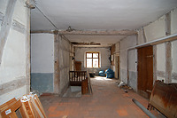 Mittelbau (OG), Flur nach Süden, 1708 (d) / Gutshof Treherz in 88319 Treherz (29.03.2012 - A. Kuch) Mittelbau (OG), Flur nach Süden, 1708 (d) / Gutshof Treherz in 88319 Treherz (29.03.2012 - A. Kuch)
