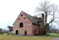 Ansicht von Nordosten / Ehem. Eiskeller in 88682 Salem, Weildorf (23.01.2014 - K. Uetz) Ansicht von Nordosten / Ehem. Eiskeller in 88682 Salem, Weildorf (23.01.2014 - K. Uetz)