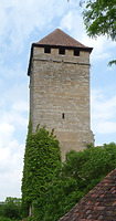 Schloss Liebenstein, Bergfried in 74382 Neckarwestheim, Liebenstein (29.05.2010)