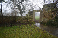Blick auf die Einfriedungsmauer nach Westen mit Durchgang / Einfriedungsmauer der Ottilienkapelle in 75031 Eppingen, Ottilienberg (14.01.2014 - strebewerk. Riegler Läpple, Partnerschaft Diplom-Ingenieure) Blick auf die Einfriedungsmauer nach Westen mit Durchgang / Einfriedungsmauer der Ottilienkapelle in 75031 Eppingen, Ottilienberg (14.01.2014 - strebewerk. Riegler Läpple, Partnerschaft Diplom-Ingenieure)