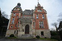 Ansicht von Norden mit Blick auf den Haupteingang mit Eingangsrisalit und darüber liegender Terasse, / Villa Herzog in 70184 Stuttgart, Stuttgart-Mitte (07.02.2014 - strebewerk. Riegler Läpple, Partnerschaft Diplom-Ingenieure)