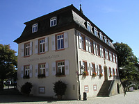 Touristik-Info bzw. Amtshaus der Markgräfisch-Badischen Verwaltung in 79379 Müllheim (00.00.0000 - http://www.muellheim-touristik.de/Service/Touristik-Information-Muellheim, letzter Zugriff 18.11.2014)
